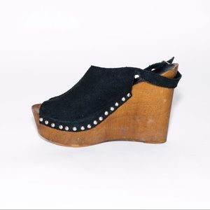 Charles David Made in Italy Suede Wedge Sandals